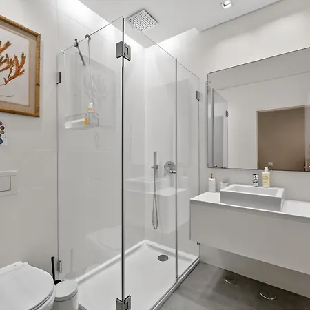 마이 아파트먼트 *