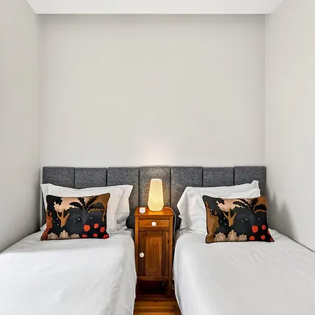 마이 아파트먼트 *